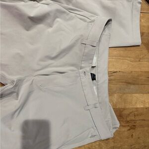 Lululemon khaki tan stretch dress pant/ chinos